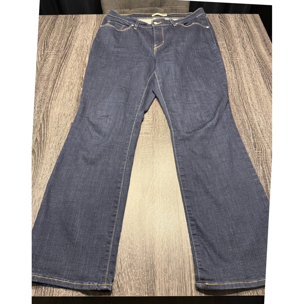 Levi's Classic‎ Bootcut Jeans Womens Size 31 Dark Wash Denim Everyday